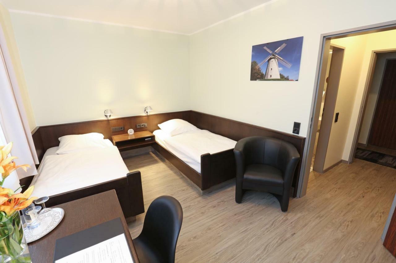 Hotel Kroeger Ennigerloh Экстерьер фото